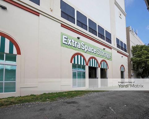 Source URL: https://cdnsc.rentcafe.com/dmslivecafe/3/1351709/1351709-1-4.jpg?width=-1&height=385&quality=80