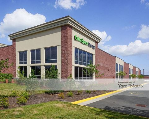 Source URL: https://cdnsc.rentcafe.com/dmslivecafe/3/1351727/1351727-1-2.jpg?width=-1&height=385&quality=80