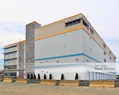 Source URL: https://cdnsc.rentcafe.com/dmslivecafe/3/1351729/1351729-1-2.jpg?width=-1&height=385&quality=80