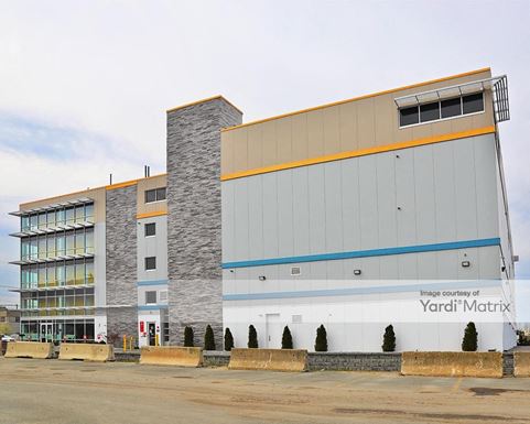 Source URL: https://cdnsc.rentcafe.com/dmslivecafe/3/1351729/1351729-1-4.jpg?width=-1&height=385&quality=80