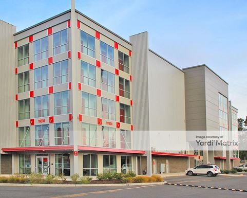 Source URL: https://cdnsc.rentcafe.com/dmslivecafe/3/1351737/1351737-1-2.jpg?width=-1&height=385&quality=80