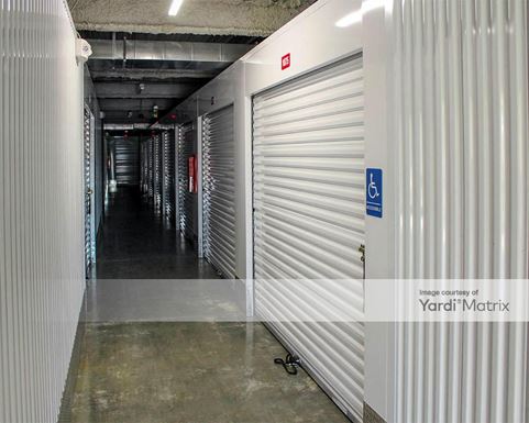 Source URL: https://cdnsc.rentcafe.com/dmslivecafe/3/1351737/1351737-1-5.jpg?width=-1&height=385&quality=80