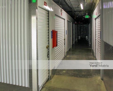 Source URL: https://cdnsc.rentcafe.com/dmslivecafe/3/1351737/1351737-1-6.jpg?width=-1&height=385&quality=80