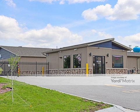 Source URL: https://cdnsc.rentcafe.com/dmslivecafe/3/1351766/1351766-1-2.jpg?width=-1&height=385&quality=80