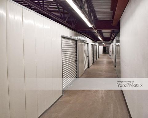 Source URL: https://cdnsc.rentcafe.com/dmslivecafe/3/1351769/1351769-1-4.jpg?width=-1&height=385&quality=80