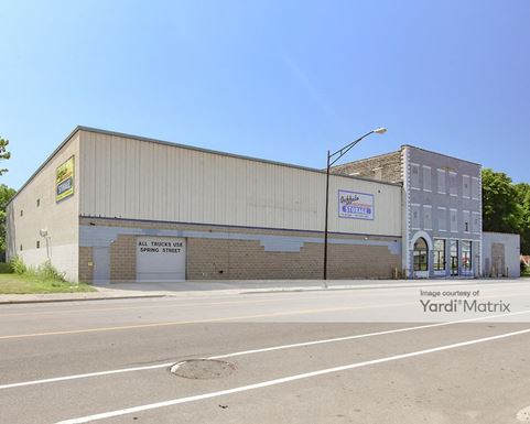 Source URL: https://cdnsc.rentcafe.com/dmslivecafe/3/1351807/1351807-1-4.jpg?width=-1&height=385&quality=80