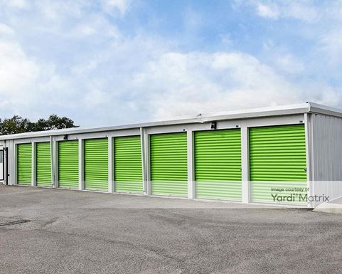 Source URL: https://cdnsc.rentcafe.com/dmslivecafe/3/1351811/1351811-1-2.jpg?width=-1&height=385&quality=80