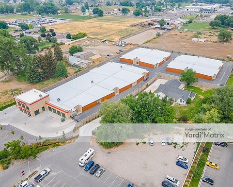 Source URL: https://cdnsc.rentcafe.com/dmslivecafe/3/1351812/1351812-1-4.jpg?width=-1&height=385&quality=80