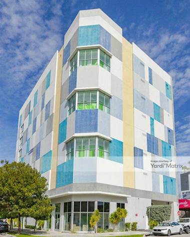 Storage Units for Rent available at 3095 SW 39th Avenue, Miami, FL 33146