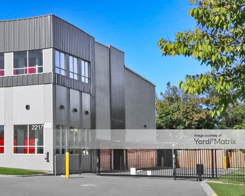 Source URL: https://cdnsc.rentcafe.com/dmslivecafe/3/1351818/1351818-1-3.jpg?width=-1&height=385&quality=80