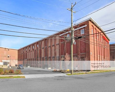 Source URL: https://cdnsc.rentcafe.com/dmslivecafe/3/1351827/1351827-1-5.jpg?width=-1&height=385&quality=80