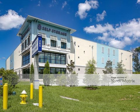 Source URL: https://cdnsc.rentcafe.com/dmslivecafe/3/1351833/1351833-1-2.jpg?width=-1&height=385&quality=80