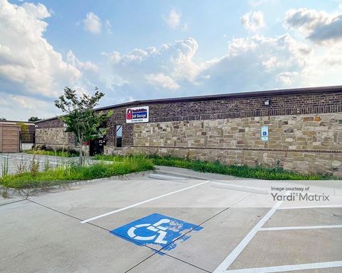 Source URL: https://cdnsc.rentcafe.com/dmslivecafe/3/1351841/1351841-1-2.jpg?width=-1&height=385&quality=80