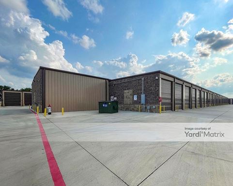 Source URL: https://cdnsc.rentcafe.com/dmslivecafe/3/1351841/1351841-1-4.jpg?width=-1&height=385&quality=80