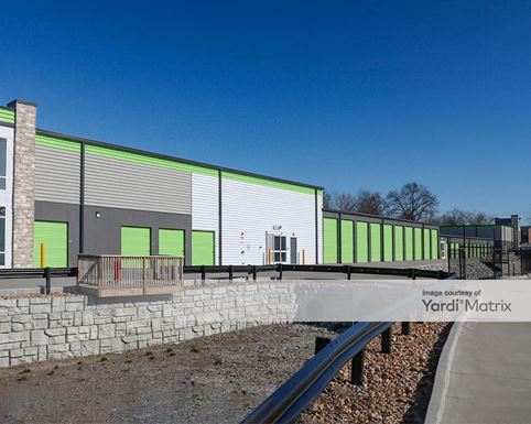 Source URL: https://cdnsc.rentcafe.com/dmslivecafe/3/1351845/1351845-1-2.jpg?width=-1&height=385&quality=80