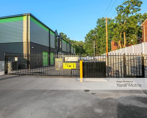 Source URL: https://cdnsc.rentcafe.com/dmslivecafe/3/1351845/1351845-1-5.jpg?width=-1&height=385&quality=80