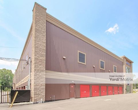 Source URL: https://cdnsc.rentcafe.com/dmslivecafe/3/1351846/1351846-1-4.jpg?width=-1&height=385&quality=80