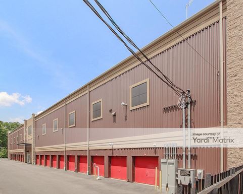 Source URL: https://cdnsc.rentcafe.com/dmslivecafe/3/1351846/1351846-1-6.jpg?width=-1&height=385&quality=80