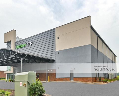 Source URL: https://cdnsc.rentcafe.com/dmslivecafe/3/1351850/1351850-1-4.jpg?width=-1&height=385&quality=80