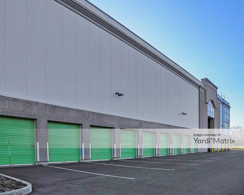 Source URL: https://cdnsc.rentcafe.com/dmslivecafe/3/1351858/1351858-1-3.jpg?width=-1&height=385&quality=80