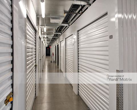 Source URL: https://cdnsc.rentcafe.com/dmslivecafe/3/1351859/1351859-1-6.jpg?width=-1&height=385&quality=80