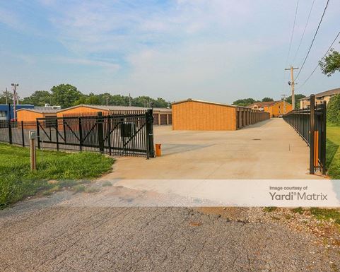 Source URL: https://cdnsc.rentcafe.com/dmslivecafe/3/1351860/1351860-1-5.jpg?width=-1&height=385&quality=80