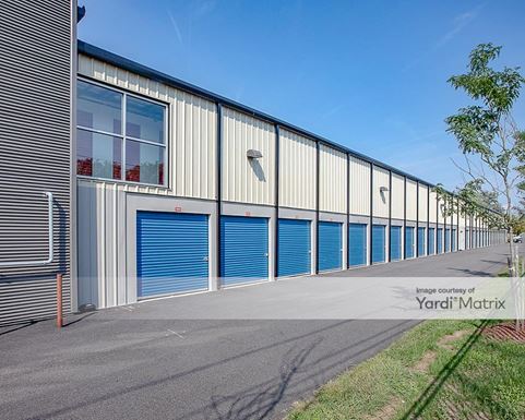 Source URL: https://cdnsc.rentcafe.com/dmslivecafe/3/1351881/1351881-1-4.jpg?width=-1&height=385&quality=80