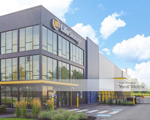 Source URL: https://cdnsc.rentcafe.com/dmslivecafe/3/1351892/1351892-1-3.jpg?width=-1&height=385&quality=80