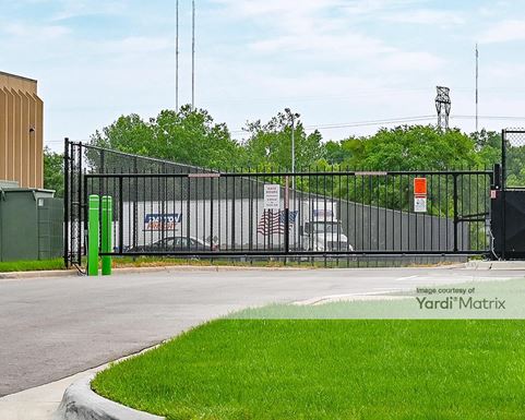 Source URL: https://cdnsc.rentcafe.com/dmslivecafe/3/1351935/1351935-1-2.jpg?width=-1&height=385&quality=80