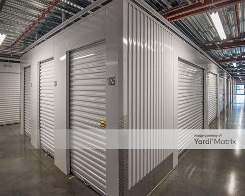 Source URL: https://cdnsc.rentcafe.com/dmslivecafe/3/1351941/1351941-1-5.jpg?width=-1&height=385&quality=80