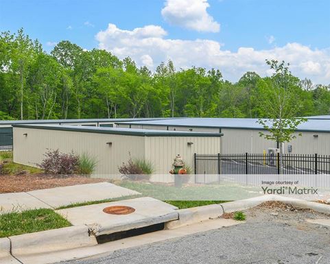 Source URL: https://cdnsc.rentcafe.com/dmslivecafe/3/1351946/1351946-1-3.jpg?width=-1&height=385&quality=80