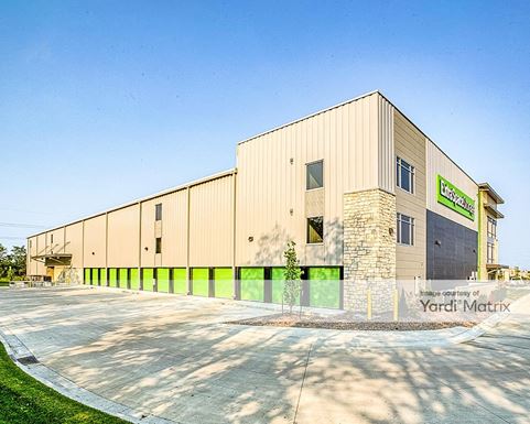 Source URL: https://cdnsc.rentcafe.com/dmslivecafe/3/1351947/1351947-1-4.jpg?width=-1&height=385&quality=80