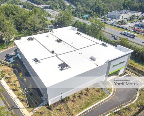 Source URL: https://cdnsc.rentcafe.com/dmslivecafe/3/1351959/1351959-1-4.jpg?width=-1&height=385&quality=80