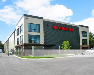 Storage Units for Rent available at 7242 Oak Ridge Hwy, Knoxville, TN 37931