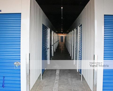 Source URL: https://cdnsc.rentcafe.com/dmslivecafe/3/1351975/1351975-1-4.jpg?width=-1&height=385&quality=80