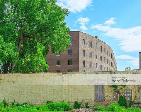 Source URL: https://cdnsc.rentcafe.com/dmslivecafe/3/1351978/1351978-1-2.jpg?width=-1&height=385&quality=80