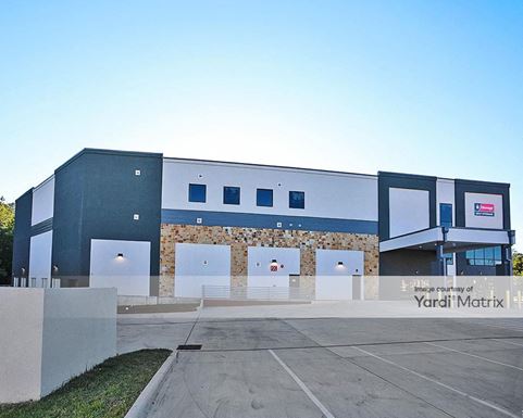 Source URL: https://cdnsc.rentcafe.com/dmslivecafe/3/1351979/1351979-1-4.jpg?width=-1&height=385&quality=80