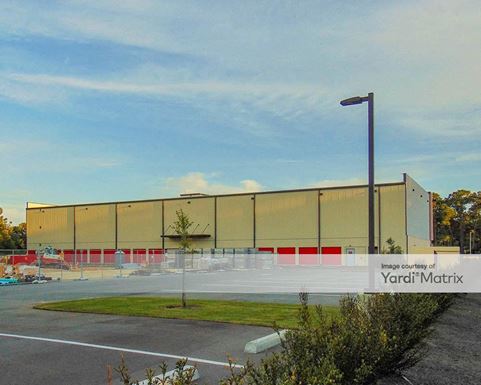 Source URL: https://cdnsc.rentcafe.com/dmslivecafe/3/1351994/1351994-1-4.jpg?width=-1&height=385&quality=80