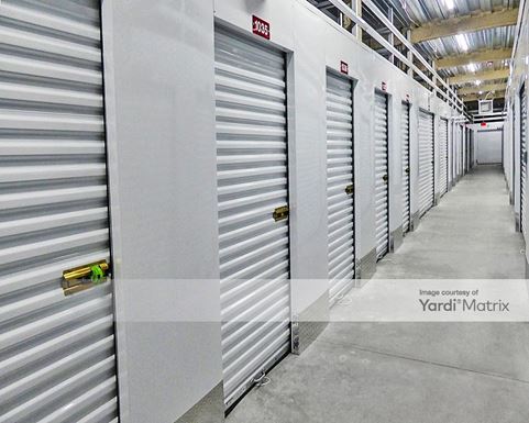 Source URL: https://cdnsc.rentcafe.com/dmslivecafe/3/1351998/1351998-1-6.jpg?width=-1&height=385&quality=80