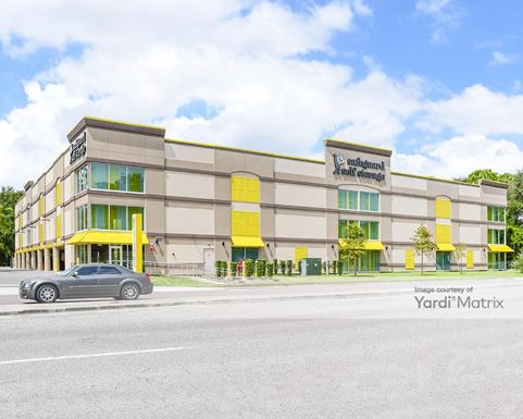 Source URL: https://cdnsc.rentcafe.com/dmslivecafe/3/1352019/1352019-1-6.jpg?width=-1&height=385&quality=80