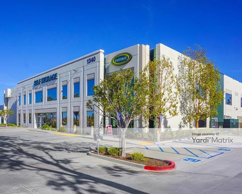 Source URL: https://cdnsc.rentcafe.com/dmslivecafe/3/1352027/1352027-1-3.jpg?width=-1&height=385&quality=80