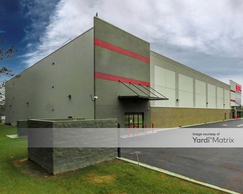 Source URL: https://cdnsc.rentcafe.com/dmslivecafe/3/1352035/1352035-1-5.jpg?width=-1&height=385&quality=80