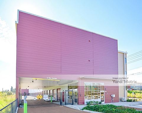 Source URL: https://cdnsc.rentcafe.com/dmslivecafe/3/1352046/1352046-1-4.jpg?width=-1&height=385&quality=80