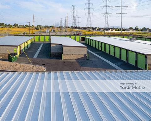 Source URL: https://cdnsc.rentcafe.com/dmslivecafe/3/1352051/1352051-1-5.jpg?width=-1&height=385&quality=80