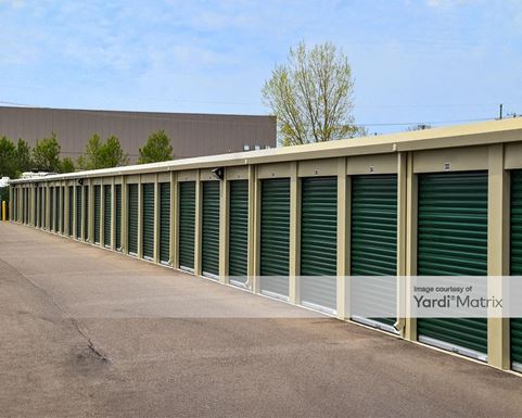 Source URL: https://cdnsc.rentcafe.com/dmslivecafe/3/1352103/1352103-1-2.jpg?width=-1&height=385&quality=80