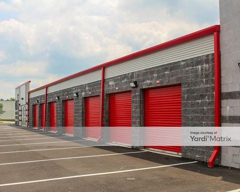 Source URL: https://cdnsc.rentcafe.com/dmslivecafe/3/1352122/1352122-1-2.jpg?width=-1&height=385&quality=80