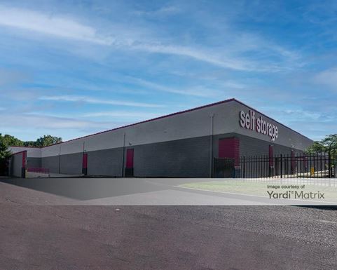 Source URL: https://cdnsc.rentcafe.com/dmslivecafe/3/1352127/1352127-1-3.jpg?width=-1&height=385&quality=80