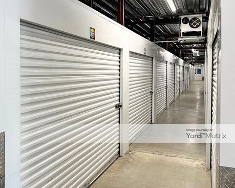 Source URL: https://cdnsc.rentcafe.com/dmslivecafe/3/1352161/1352161-1-4.jpg?width=-1&height=385&quality=80