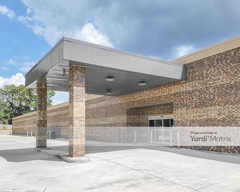 Source URL: https://cdnsc.rentcafe.com/dmslivecafe/3/1352192/1352192-1-4.jpg?width=-1&height=385&quality=80