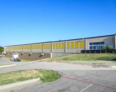 Storage Units for Rent available at 2920 Avenue F, Arlington, TX 76011